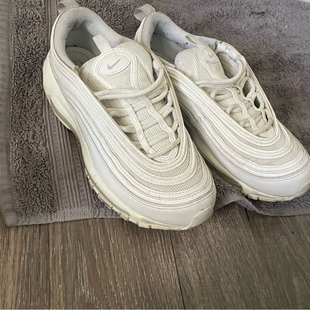 Nike Cream Sneakers